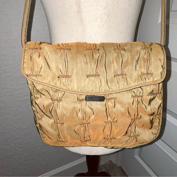 MPDW Fold Over Textured Shoulder Purse Bag - Picture 2 of 8